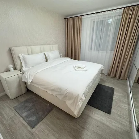 Evelyne Apartment